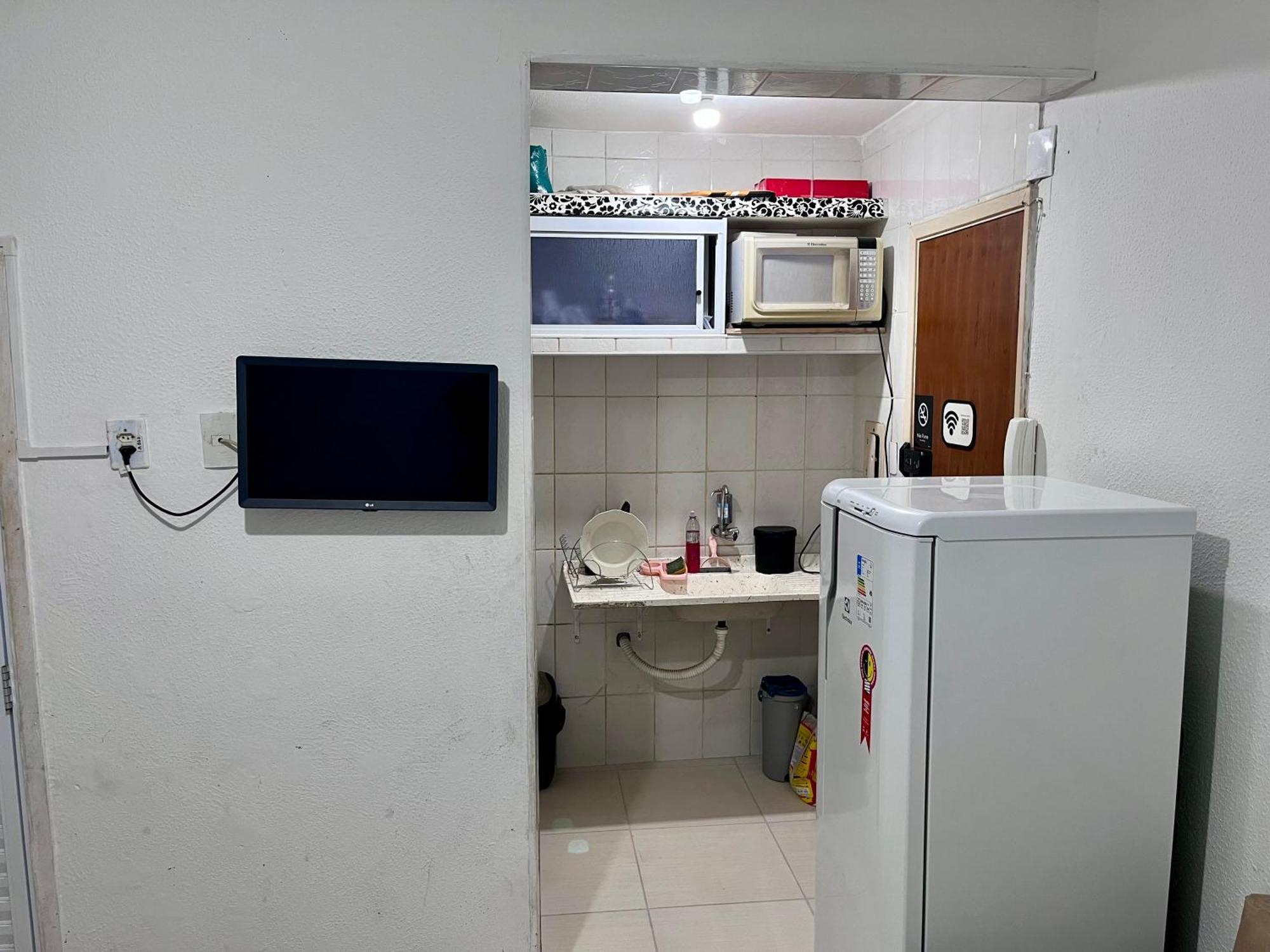 Kit Do Alex - Ocian 132 - A 700 M Da - Terreo - Ar Condicionado Apartment